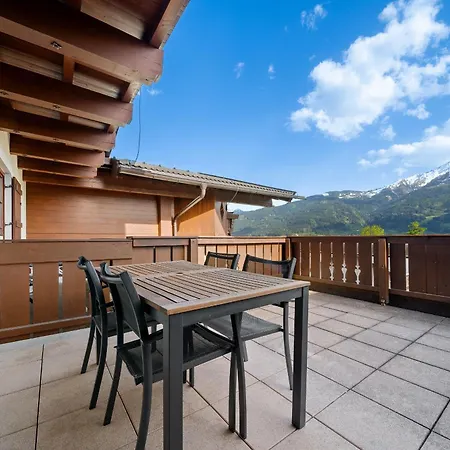 Select Top 8 - By Four Seasons Apartment