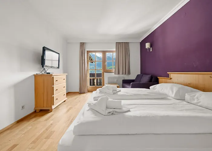 Select Top 8 - By Four Seasons Piesendorf