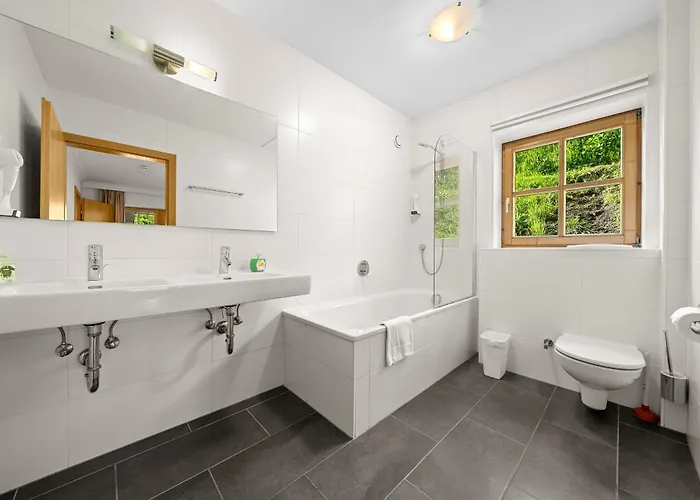 Select Top 8 - By Four Seasons